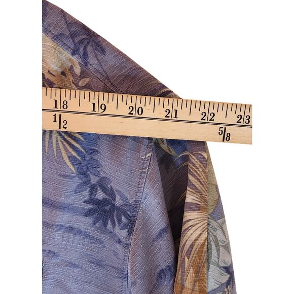 Tommy Bahama XL 100% Silk Hawaiian Camp Shirt Blue/White Tropical Textured Print - Picture 5 of 6
